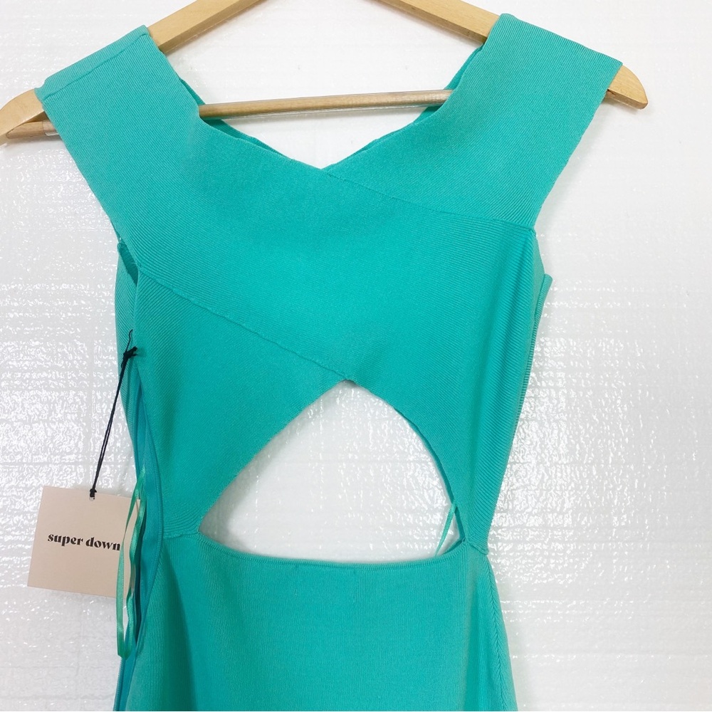 Superdown Dress Waist Cut out Rayon Spandex NWT Side Zipped Green Size Small - Picture 5 of 11